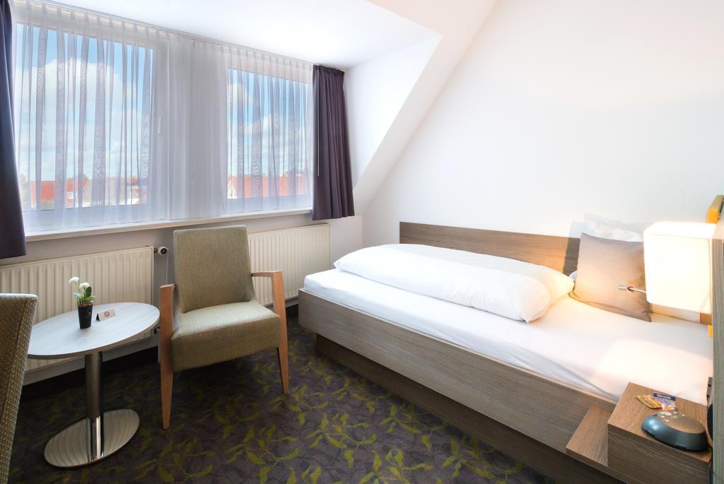Hotel Bad Zwischenahn Zewnętrze zdjęcie